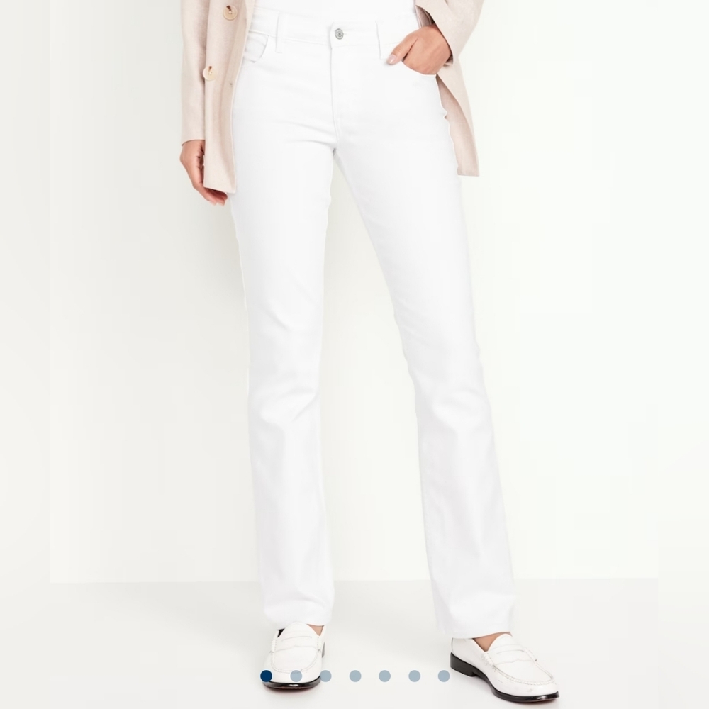 NWT Old Navy women's petite WOW white bootcut jeans
